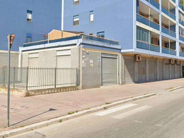 Locale Commerciale in vendita a Zona 167, Barletta