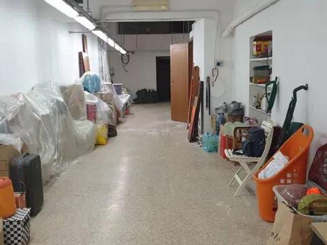 Locale Commerciale in vendita a Centro, Barletta