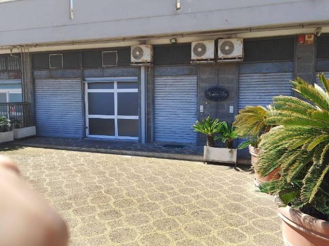 Locale Commerciale in vendita a Barletta, Barletta-Andria-Trani
