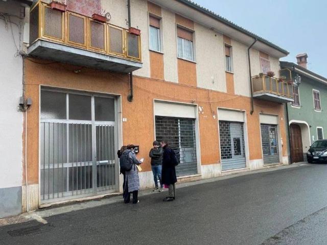 Locale Commerciale in vendita a Piemonte, Alessandria