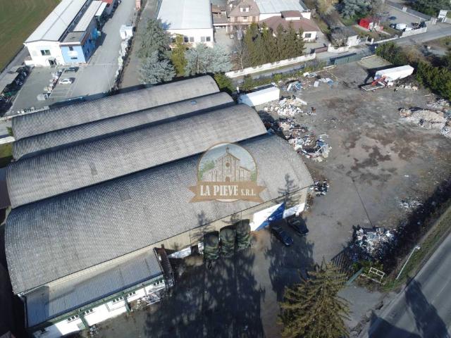 Locale Commerciale in vendita a Piemonte, Alessandria