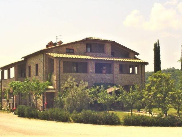 Locale Commerciale in vendita a Ponte, Baschi