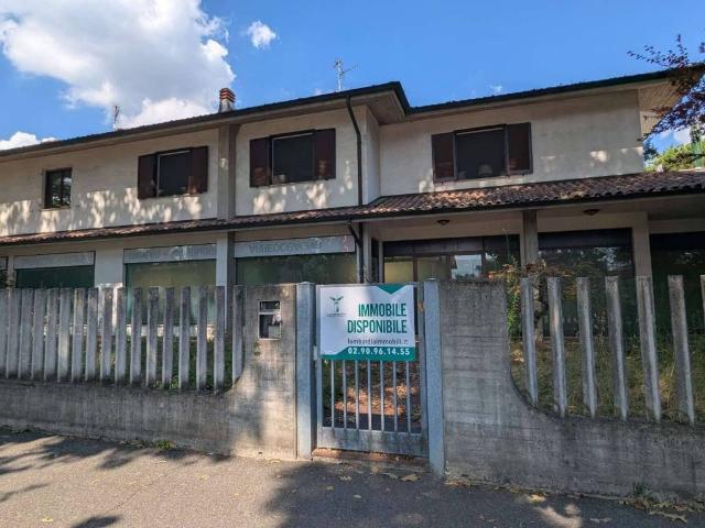 Locale Commerciale in vendita a Unione Comuni Basiano Masate, Basiano