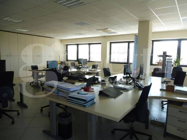 Locale Commerciale in vendita a Nuova Firenze, Bassano Del Grappa