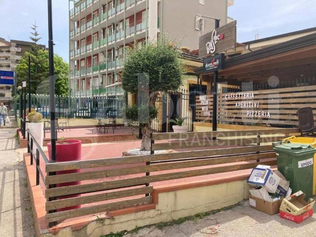 Locale Commerciale in vendita a Serroni, Olevano Sul Tusciano