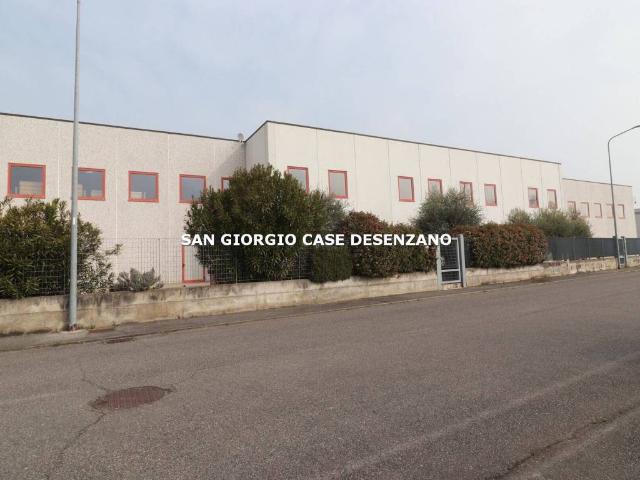 Locale Commerciale in vendita a Bedizzole, Lombardia
