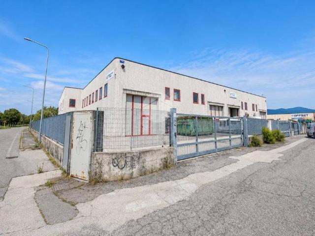 Locale Commerciale in vendita a Bedizzole, Lombardia