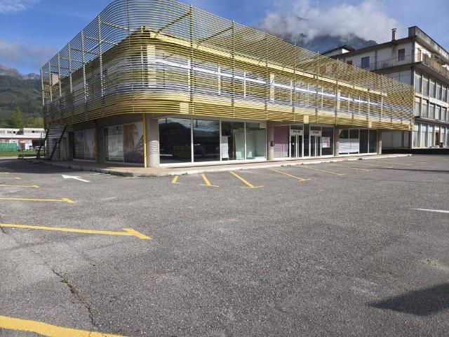 Locale Commerciale in vendita a Zoldo Alto, Veneto