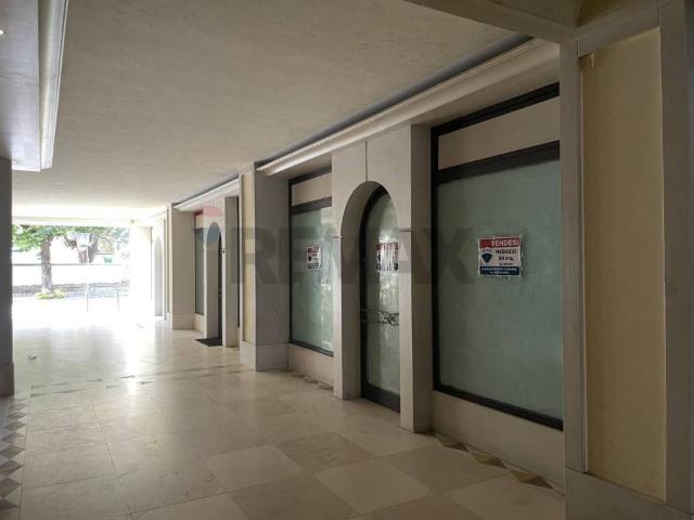 Locale Commerciale in vendita a Lambioi, Zoldo Alto