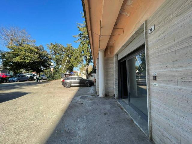 Locale Commerciale in vendita a Fontanelle, Benevento