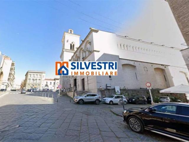 Locale Commerciale in vendita a Benevento, Campania