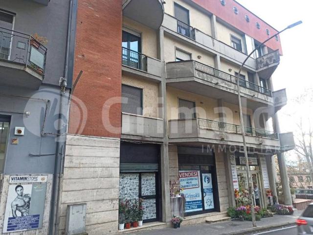 Locale Commerciale in vendita a Mellusi-Atlantici, Benevento