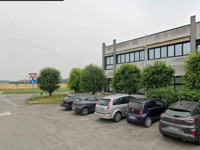 Locale Commerciale in vendita a Unione Reno Galliera, Bentivoglio