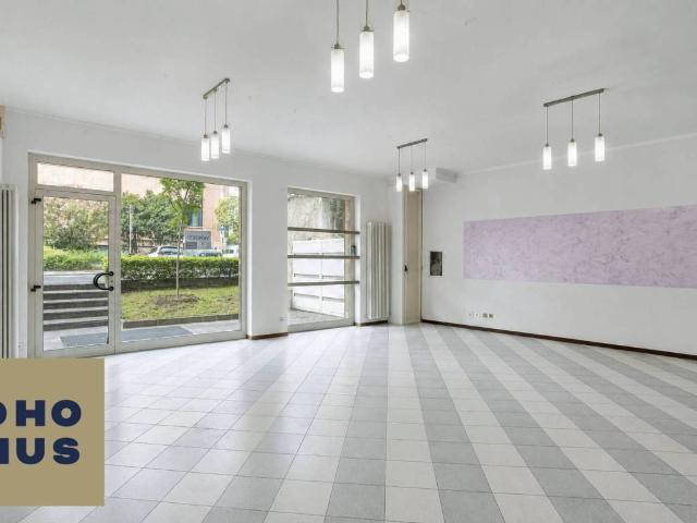 Locale Commerciale in vendita a Borgo Palazzo, Bergamo