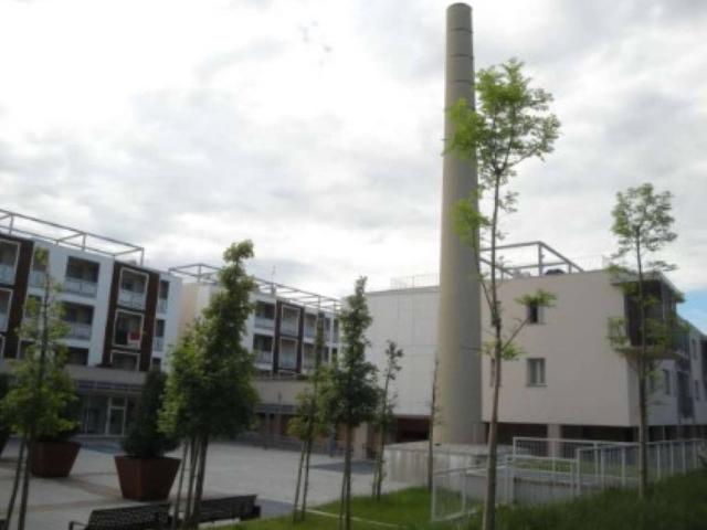 Locale Commerciale in vendita a Bergamo, Lombardia