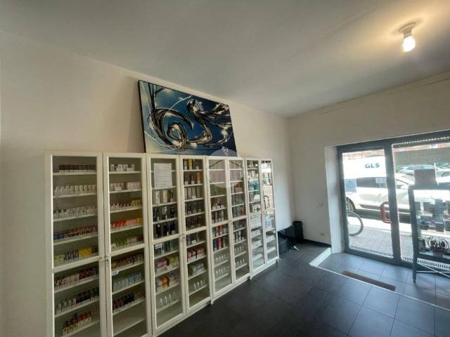Locale Commerciale in vendita a Bergamo, Lombardia