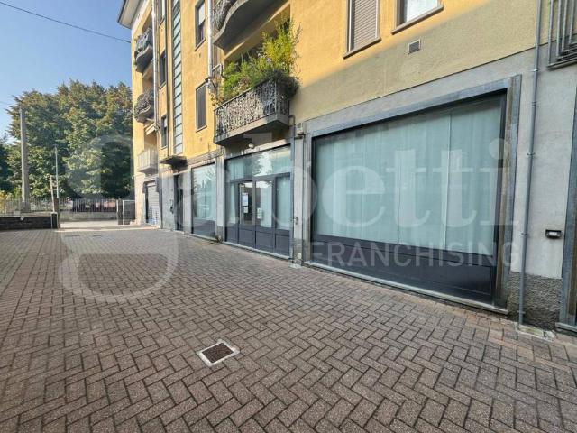 Locale Commerciale in vendita a Bergamo, Lombardia