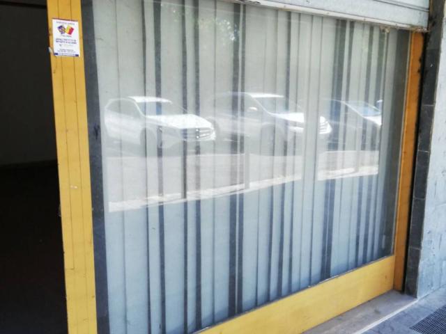 Locale Commerciale in vendita a Ronchi, Bergamo