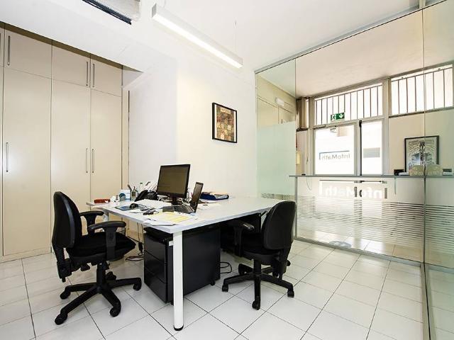 Locale Commerciale in vendita a Ronchi, Bergamo