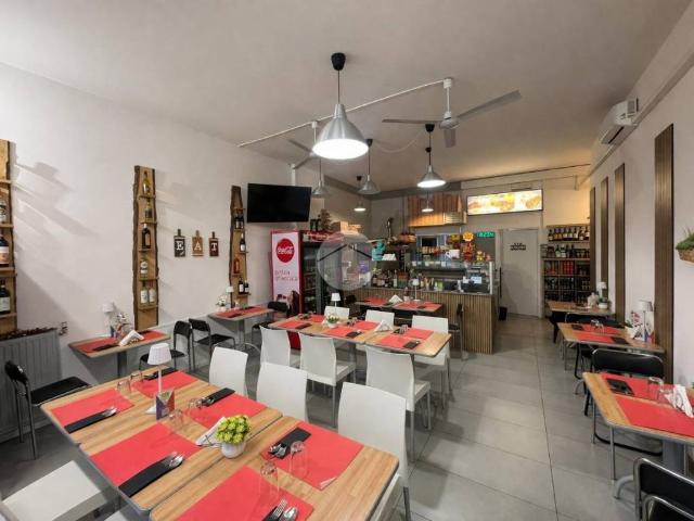 Locale Commerciale in vendita a Loreto, Bergamo