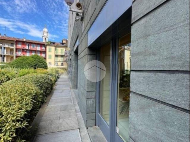 Locale Commerciale in vendita a Città Alta, Bergamo