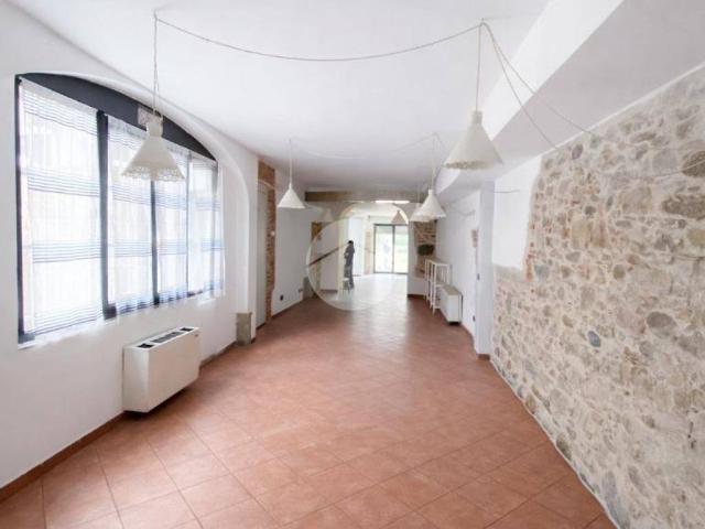 Locale Commerciale in vendita a Loreto, Bergamo