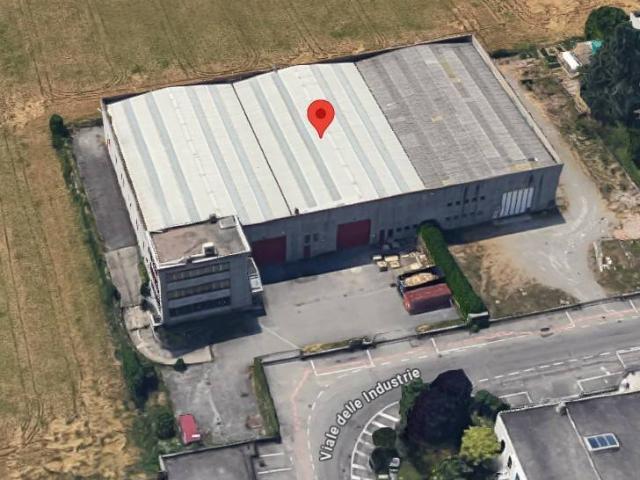 Locale Commerciale in vendita a Villanova, Bernareggio