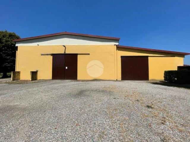 Locale Commerciale in vendita a Bernate Ticino, Lombardia