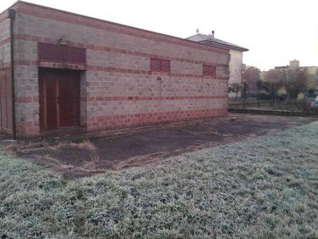 Locale Commerciale in vendita a Unione di Comuni della Romagna Forlivese, Bertinoro