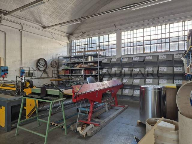 Locale Commerciale in vendita a Unione di Comuni della Romagna Forlivese, Bertinoro