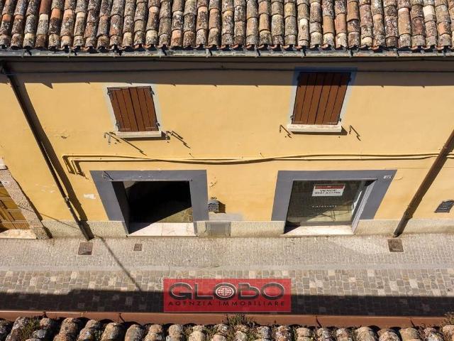 Locale Commerciale in vendita a Unione di Comuni della Romagna Forlivese, Bertinoro