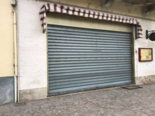Locale Commerciale in vendita a Piemonte, Novara