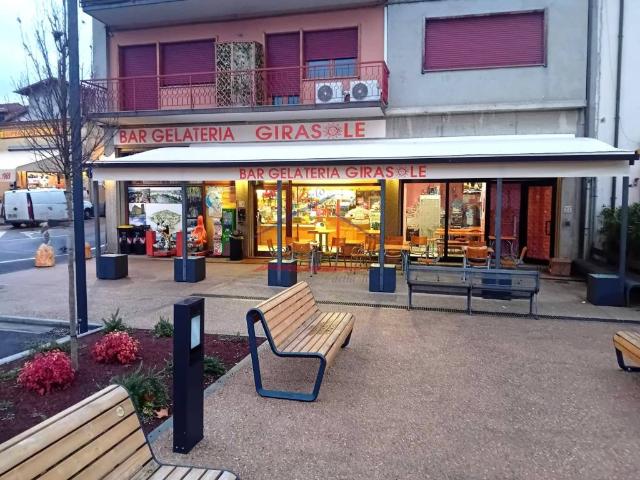 Locale Commerciale in vendita a Bibbiena, Toscana