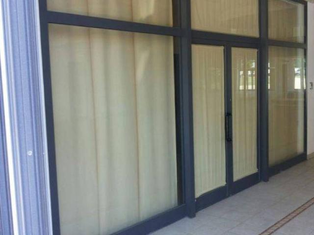 Locale Commerciale in vendita a Casamicciola, Bibbiena