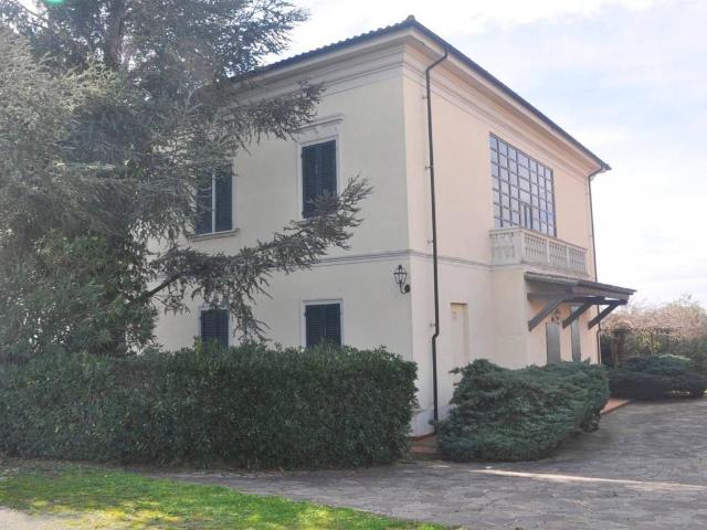 Locale Commerciale in vendita a Bibbona, Toscana