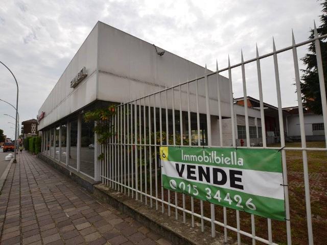 Locale Commerciale in vendita a Piazzo, Piemonte