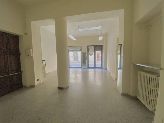 Locale Commerciale in vendita a Vernato, Piemonte