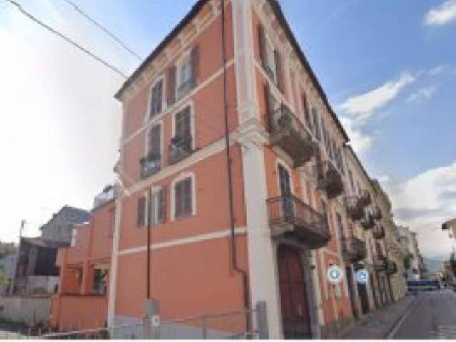 Locale Commerciale in vendita a Vernato, Piemonte