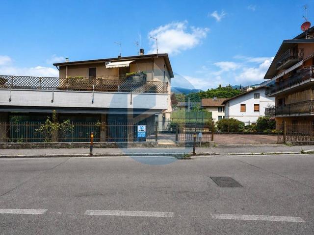 Locale Commerciale in vendita a Comunità montana della valle Camonica, Bienno