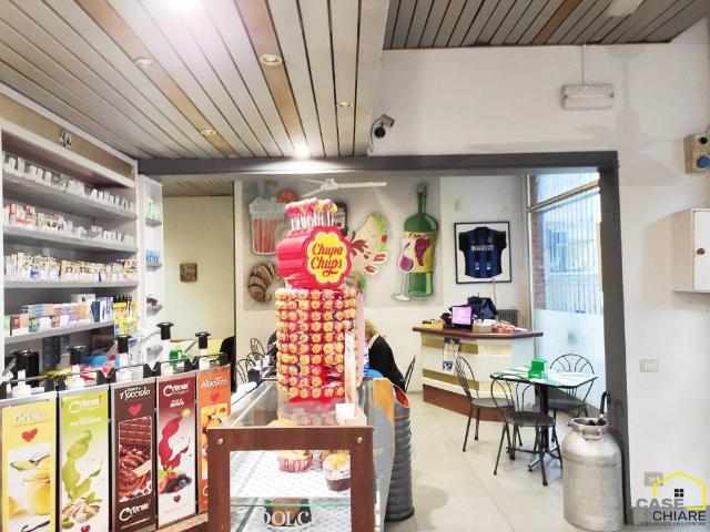 Locale Commerciale in vendita a Unione dei Comuni I Fontanili, Binasco
