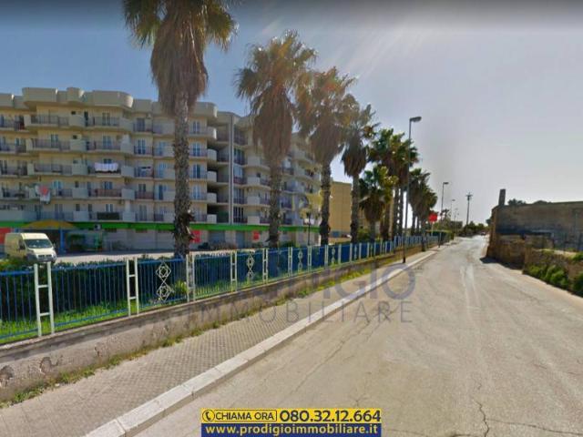 Locale Commerciale in vendita a Puglia, Barletta-andria-trani