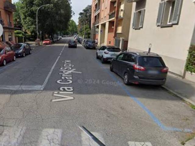 Locale Commerciale in vendita a Santo Stefano, Bologna