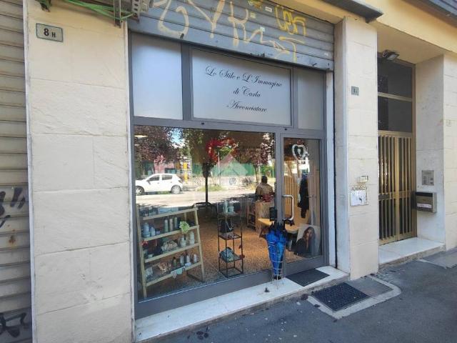 Locale Commerciale in vendita a San Donato-San Vitale, Bologna
