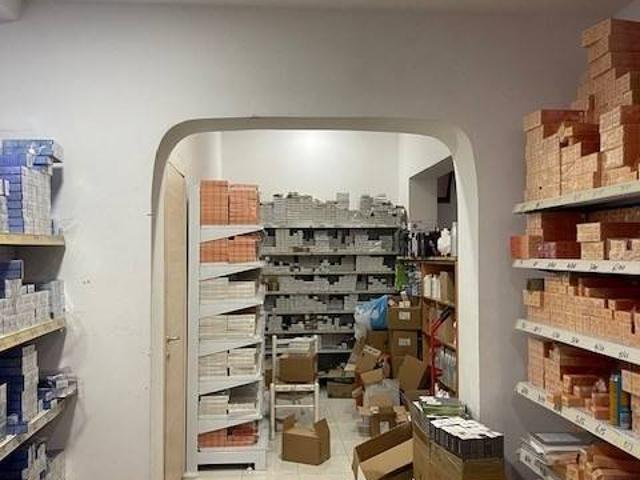 Locale Commerciale in vendita a Quartiere Navile, Bologna