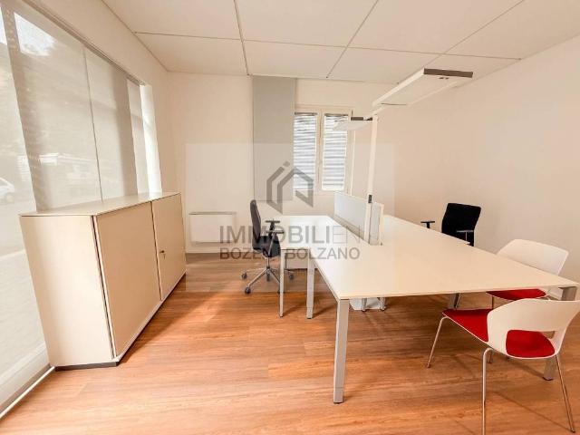 Locale Commerciale in vendita a Gries-San Quirino - Gries-Quirein, Bolzano - Bozen