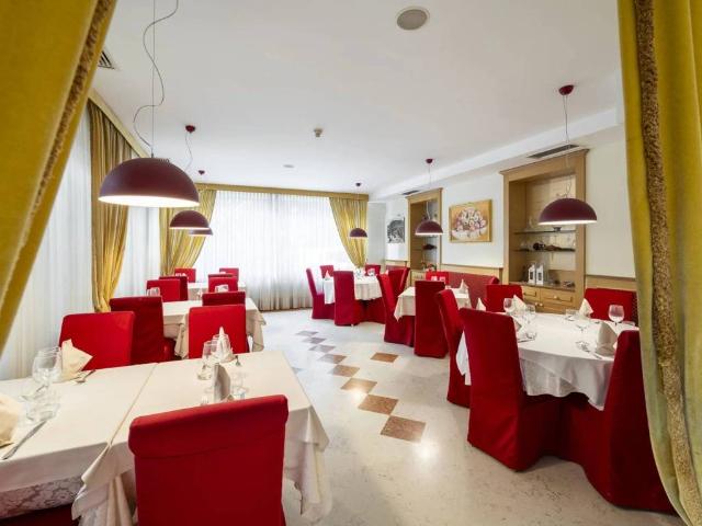 Locale Commerciale in vendita a Gries-San Quirino - Gries-Quirein, Bolzano - Bozen