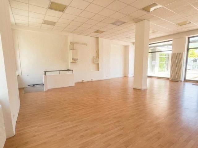 Locale Commerciale in vendita a Gries-San Quirino - Gries-Quirein, Bolzano - Bozen