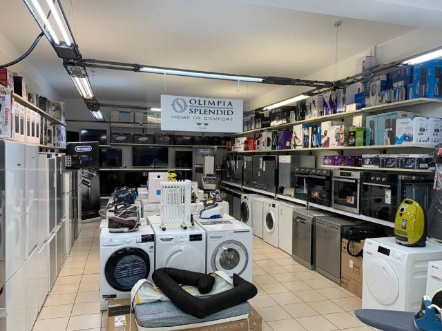 Locale Commerciale in vendita a Gries-San Quirino - Gries-Quirein, Bolzano - Bozen