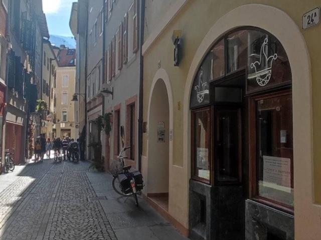 Locale Commerciale in vendita a Centro-Piani-Rencio - Zentrum-Bozner Boden-Rentsch, Bolzano - Bozen