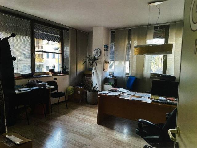 Locale Commerciale in vendita a Gries-San Quirino - Gries-Quirein, Bolzano - Bozen